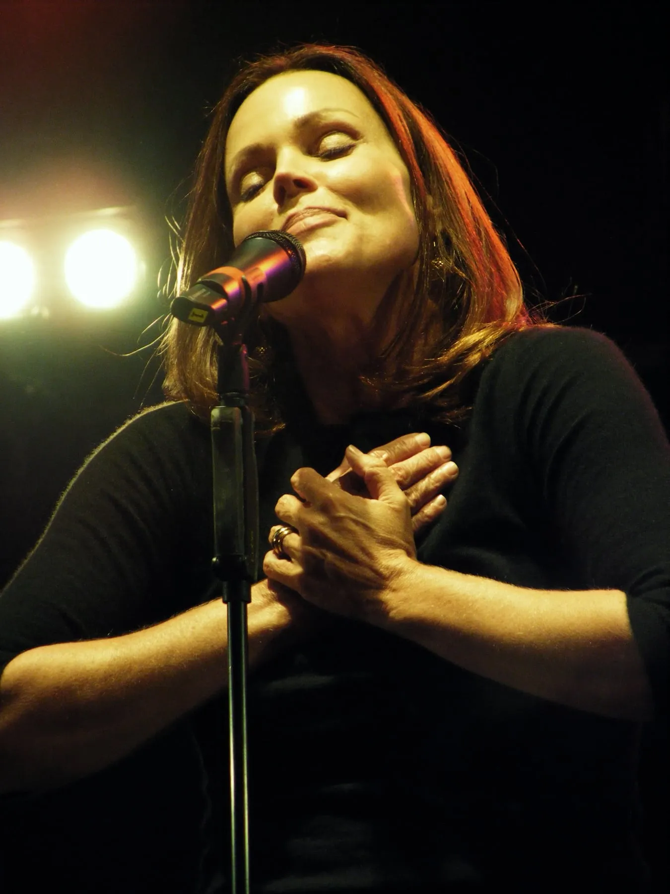 Belinda Carlisle band photograph