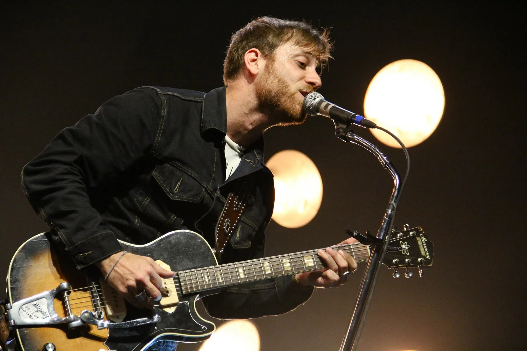 Dan Auerbach band photograph
