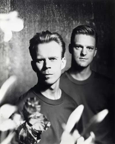 Erasure band photograph