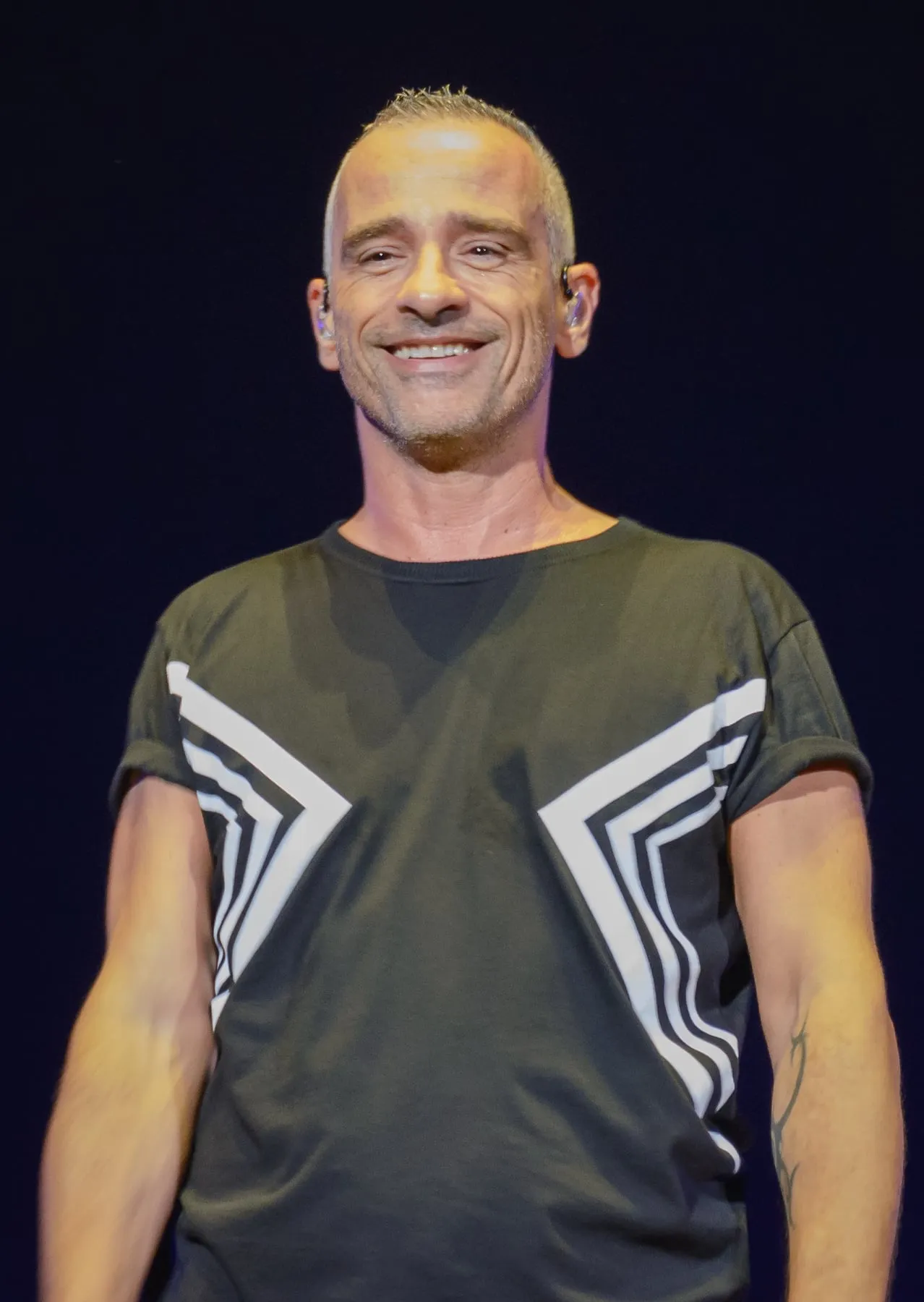 Eros Ramazzotti band photograph