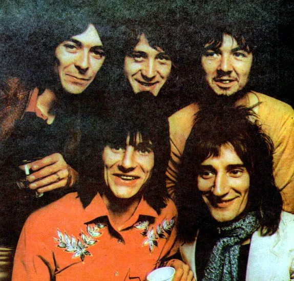 Faces band photograph