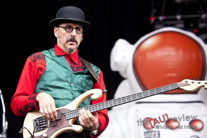 Les Claypool band photograph