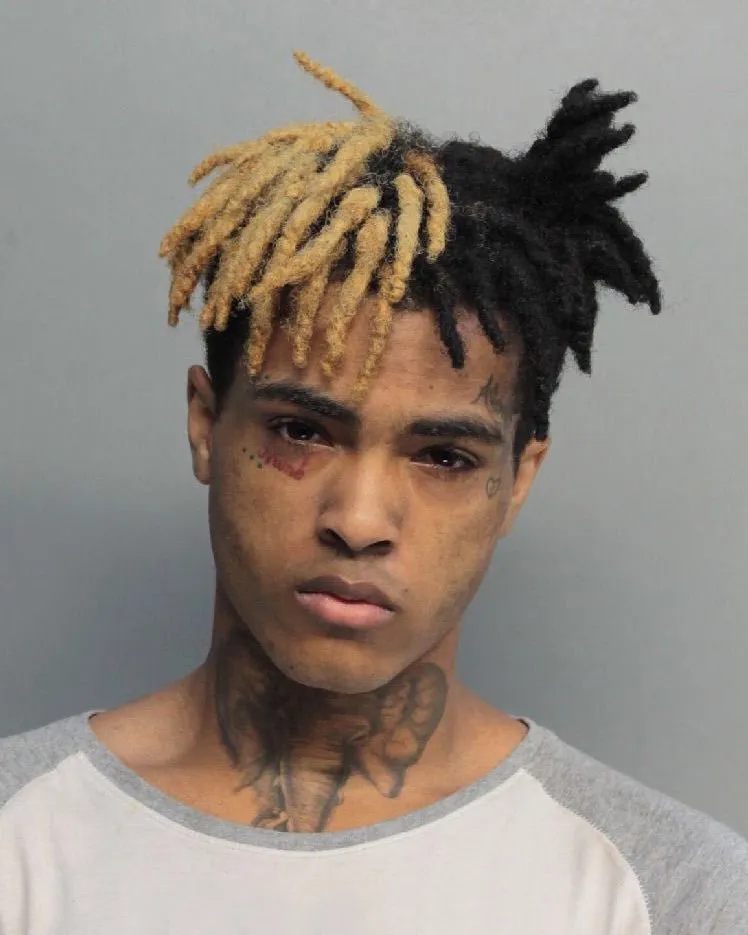 XXXTentacion band photograph